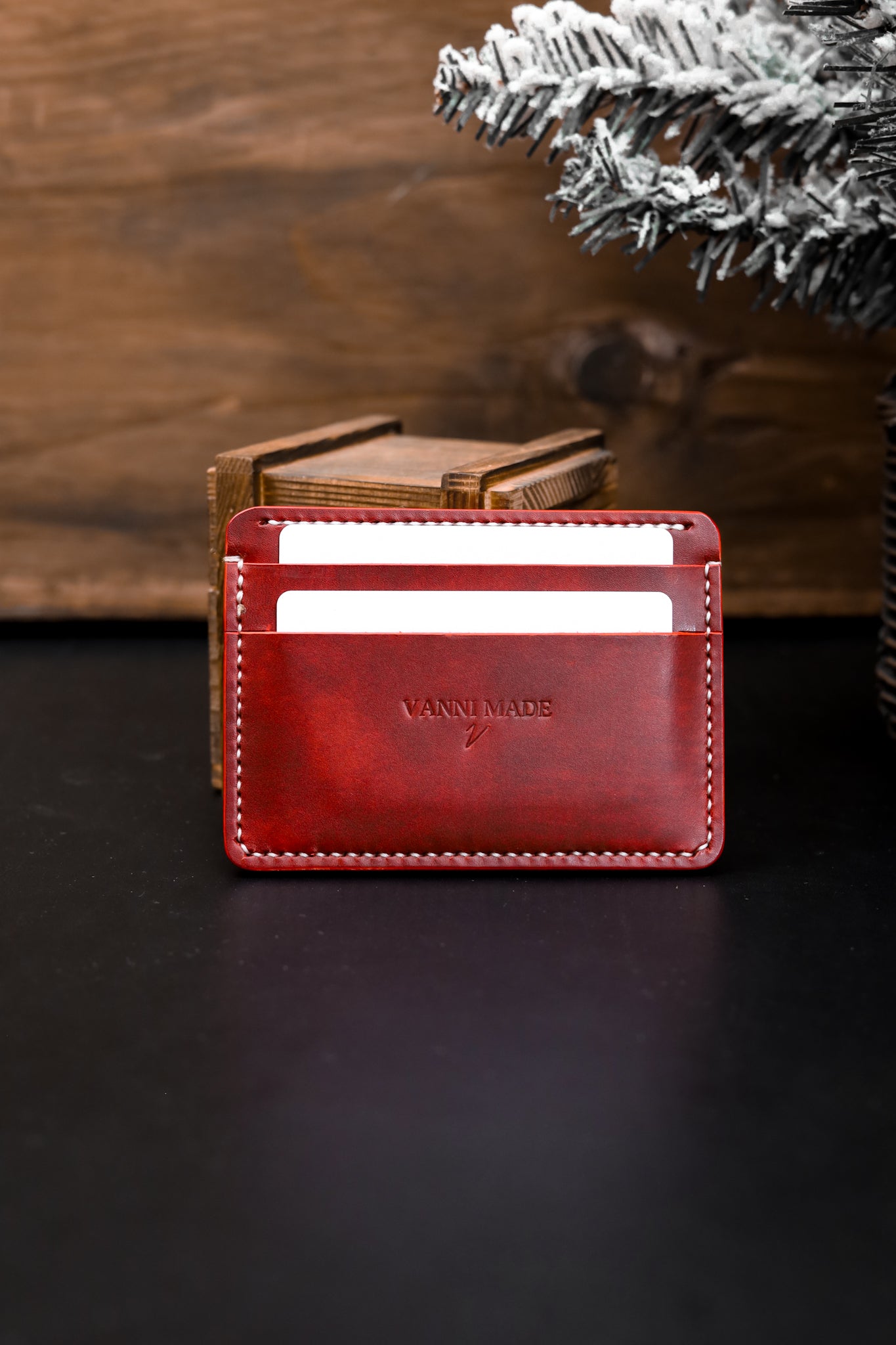 Classic Card Wallet - Museum Red