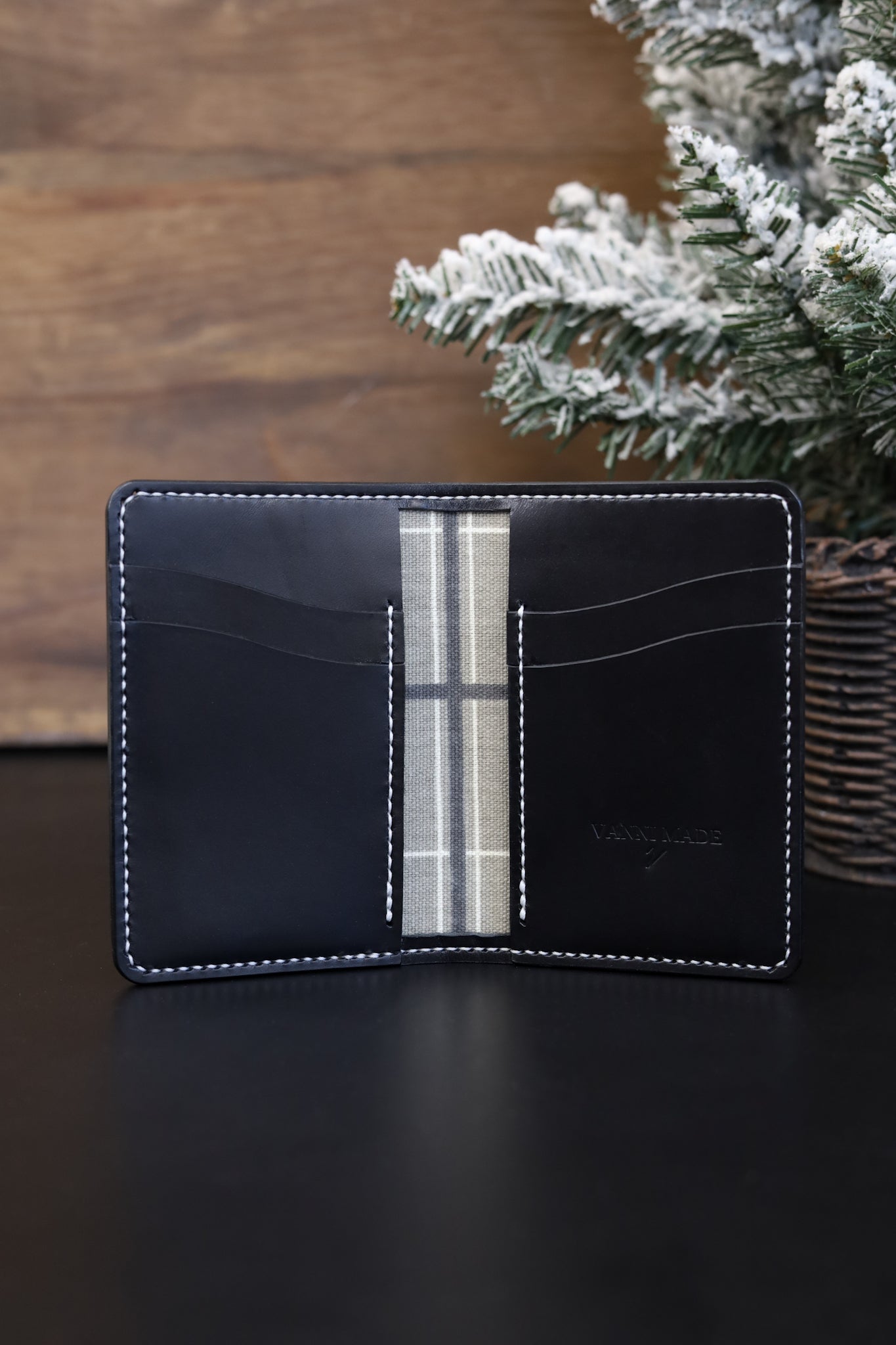 Vertical Billfold - Onyx