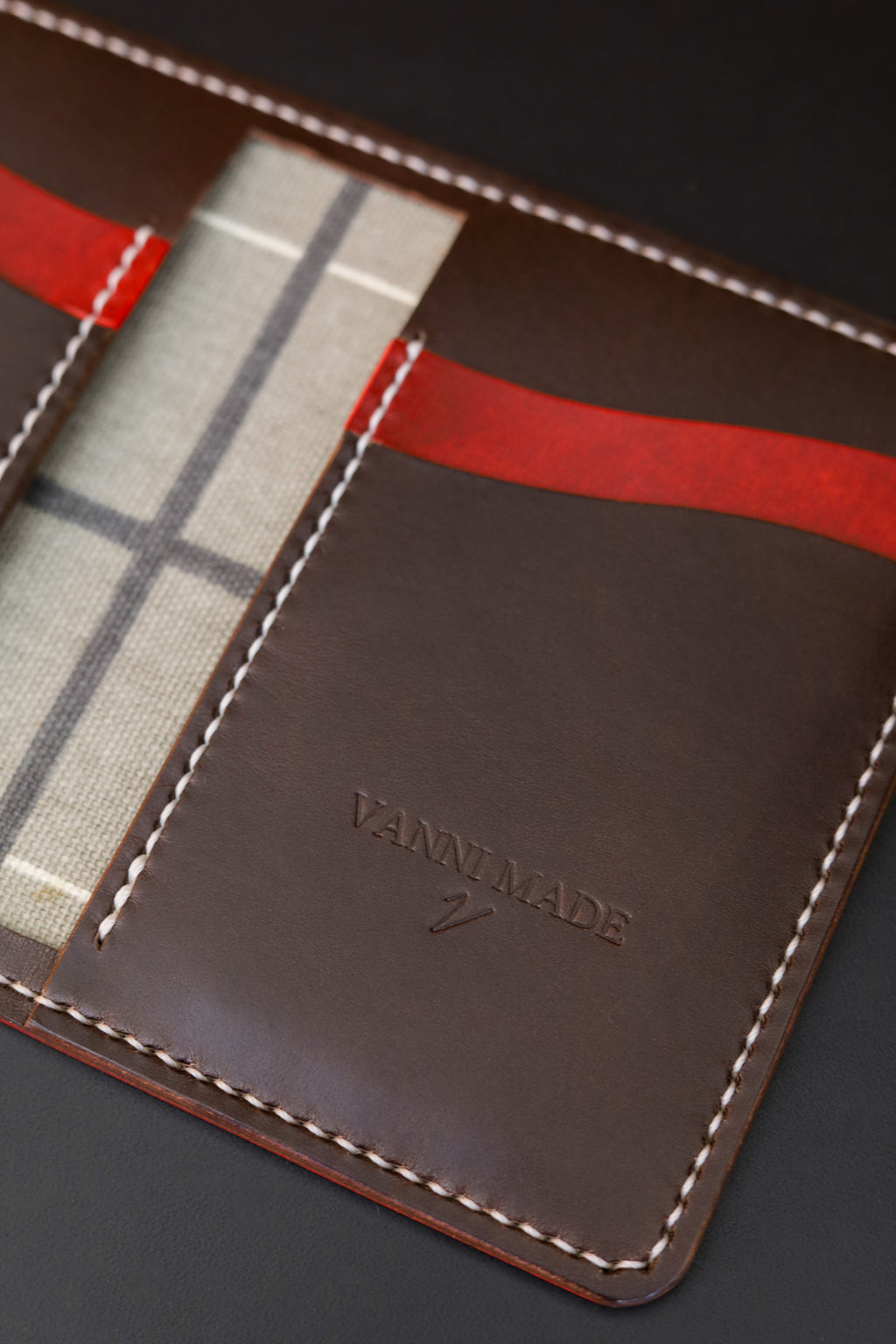 Vertical Billfold - Museum Red