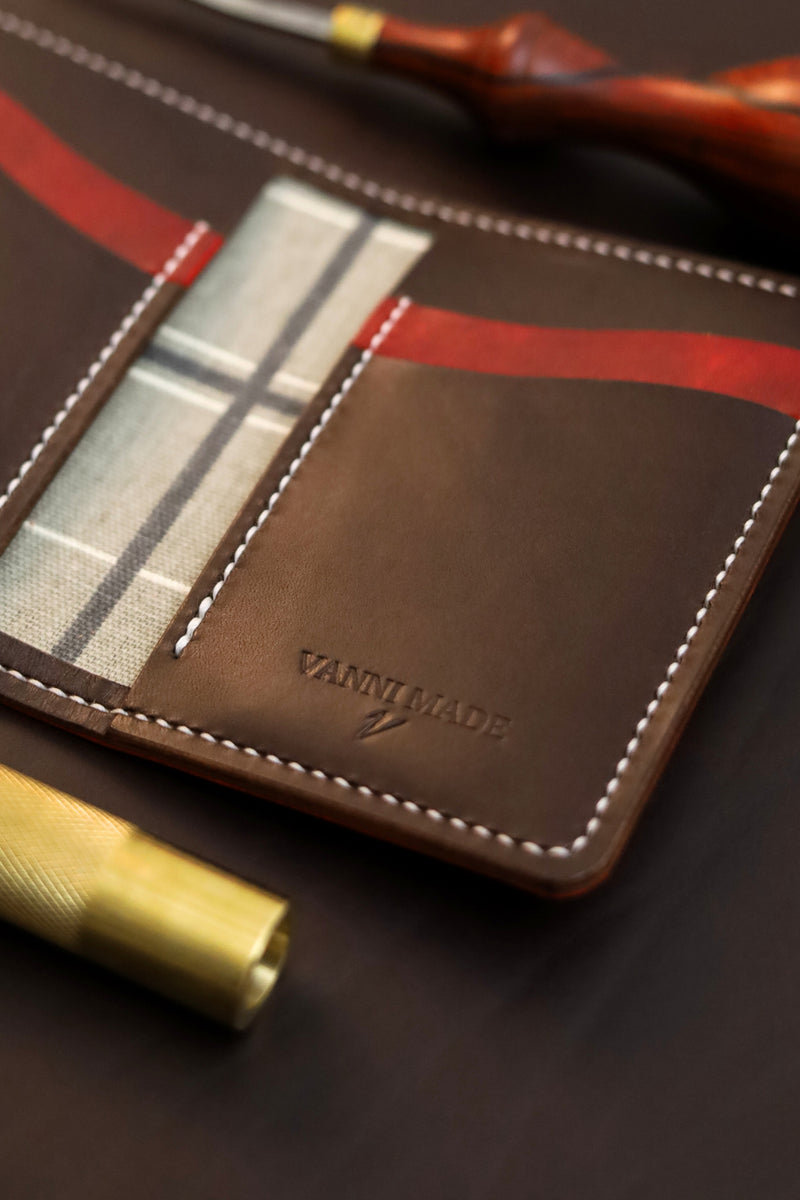 Vertical Billfold - Museum Red