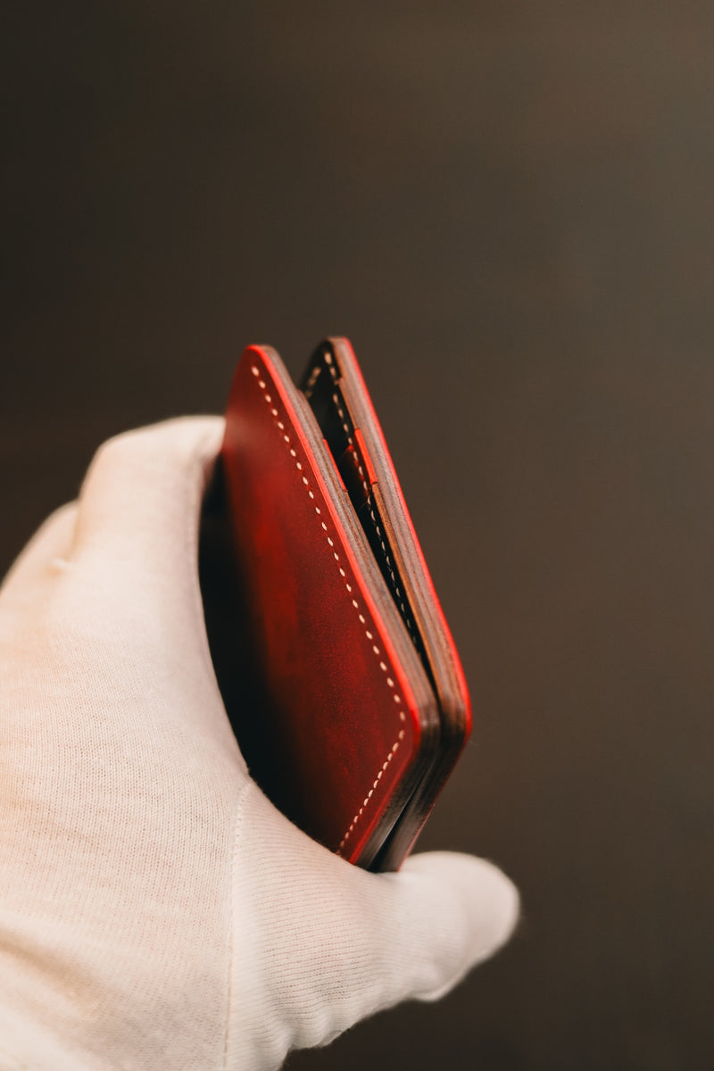 Classic Billfold - Museum red